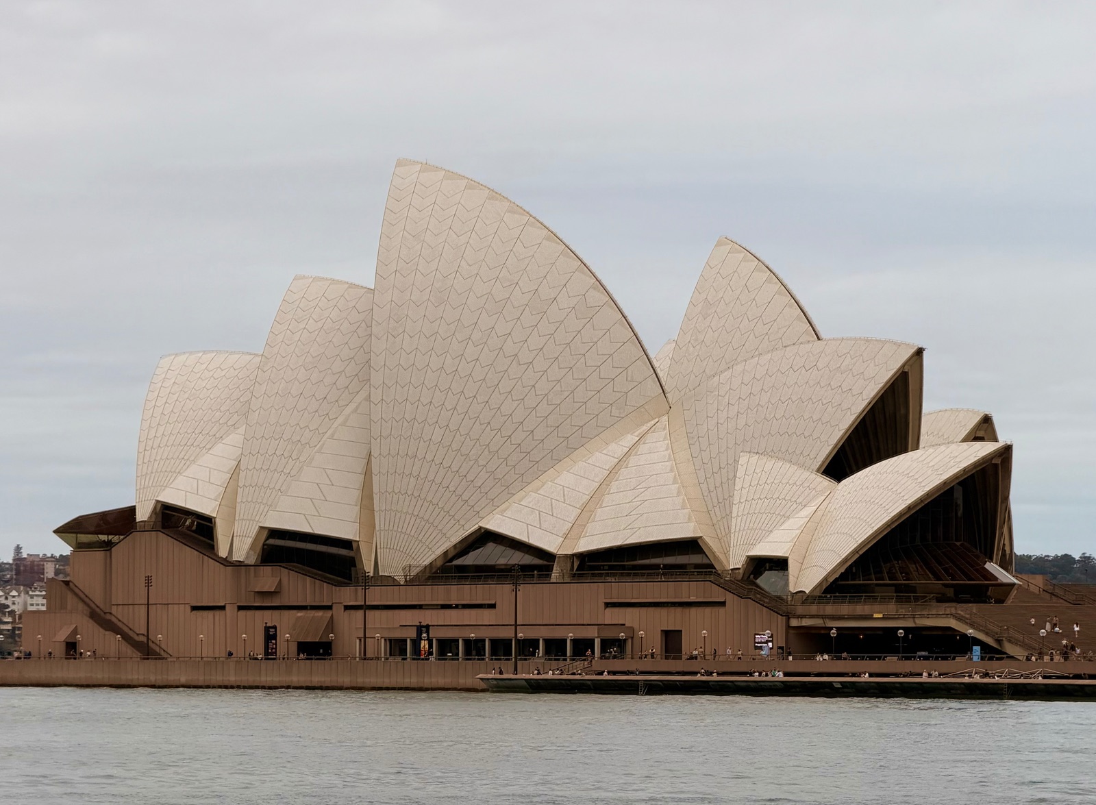 Sydney, gardens, and a cruise ship invasion