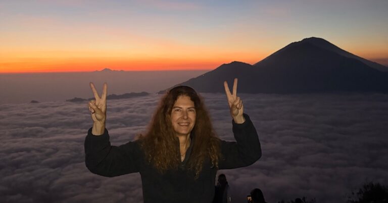 1:45am, 500 mates, one volcano