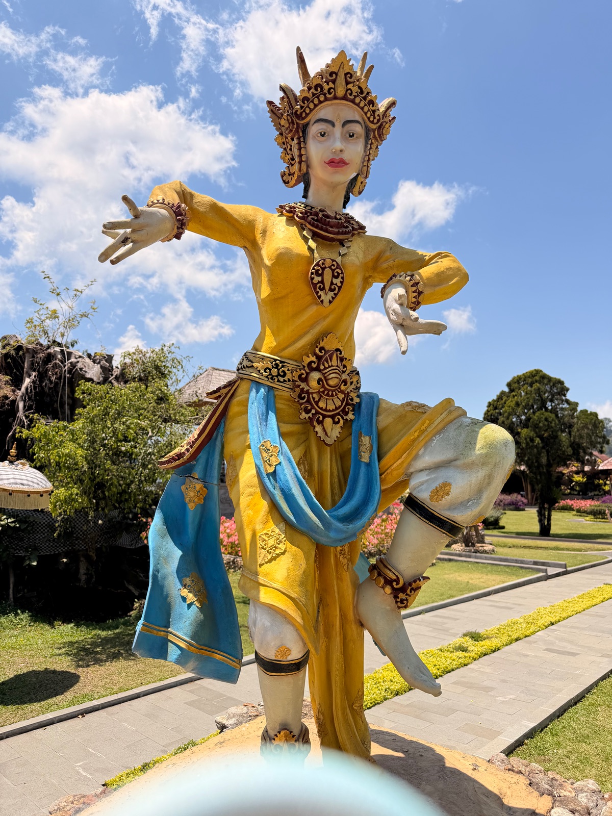 Turns out I brought 500 mates to the temple
